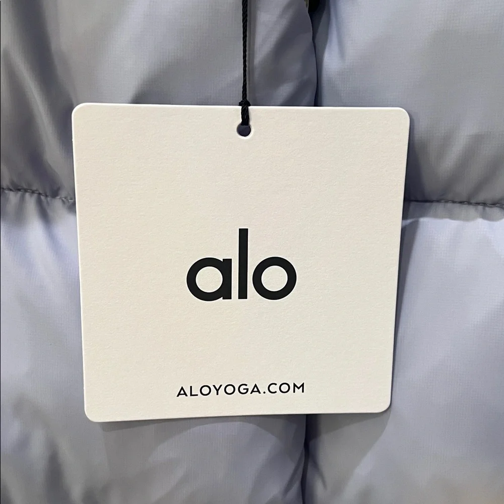 💙 NWT ALO Gold Rush Puffer Jacket Winter Frost Limited Edition color XS XSMALL